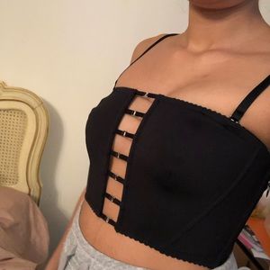 Victoria’s Secret crop top size Small (buy2$25)